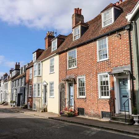 Captains Row Lymington Luaran gambar