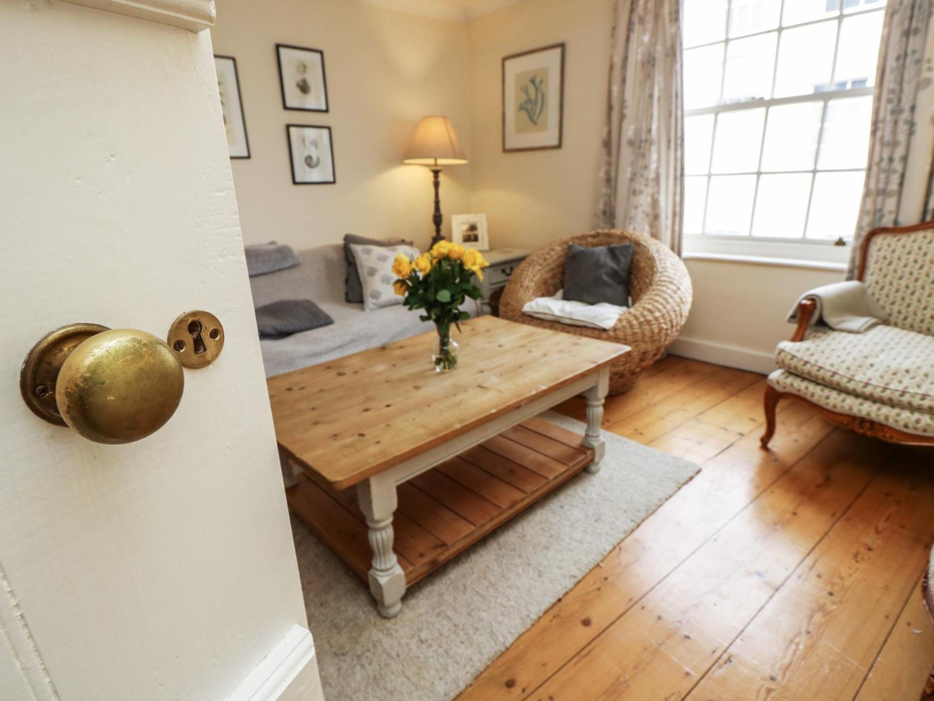 Captains Row Lymington Luaran gambar