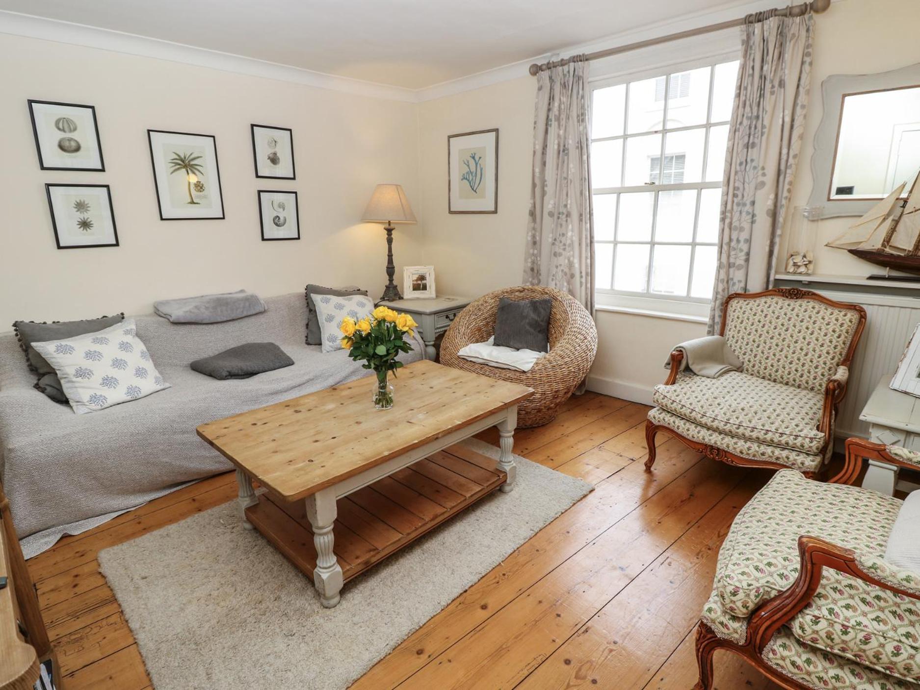 Captains Row Lymington Luaran gambar