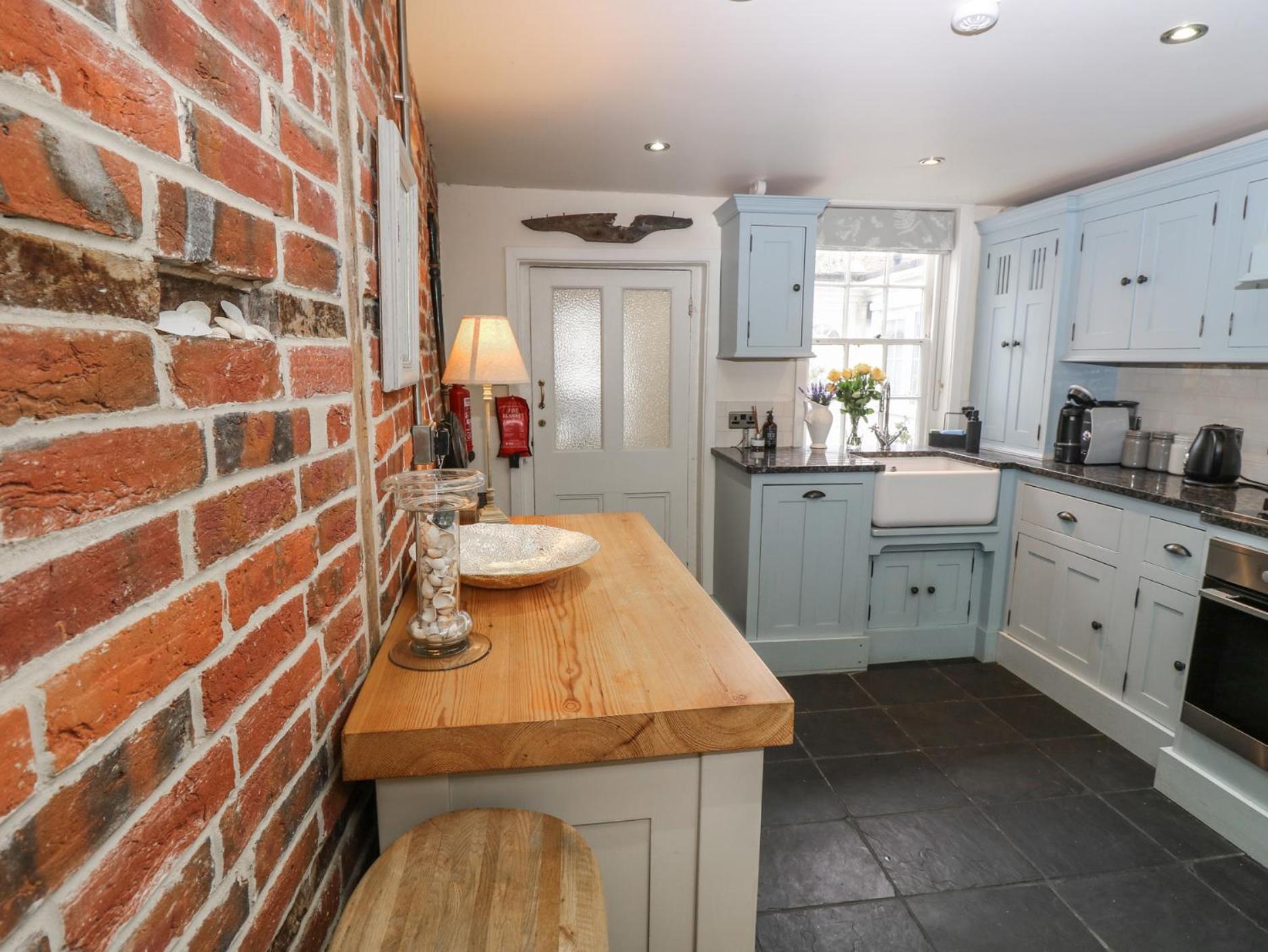 Captains Row Lymington Luaran gambar