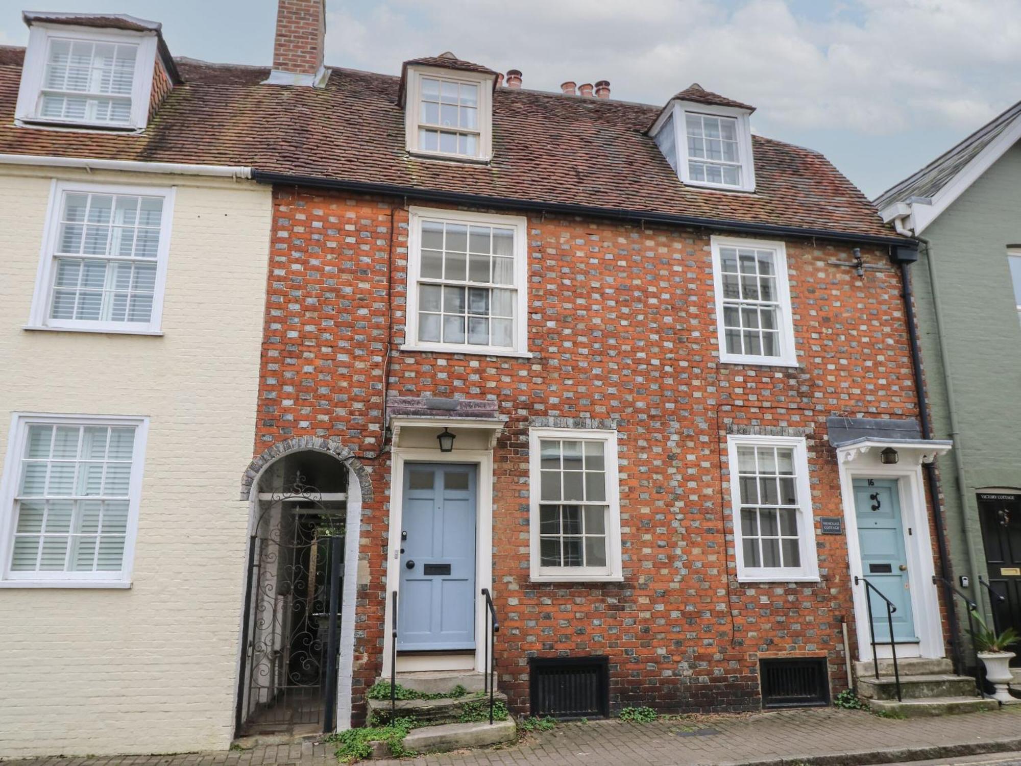Captains Row Lymington Luaran gambar